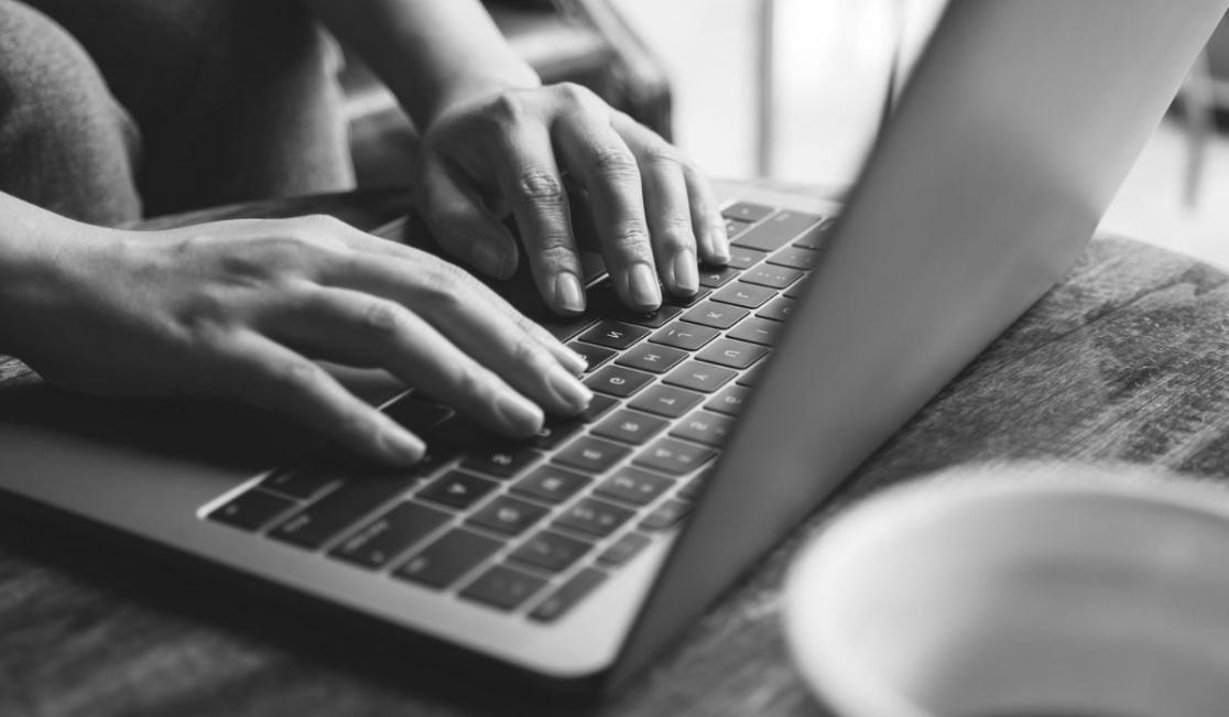 Студенти працюють над анімаційними проєктами в сучасній студії